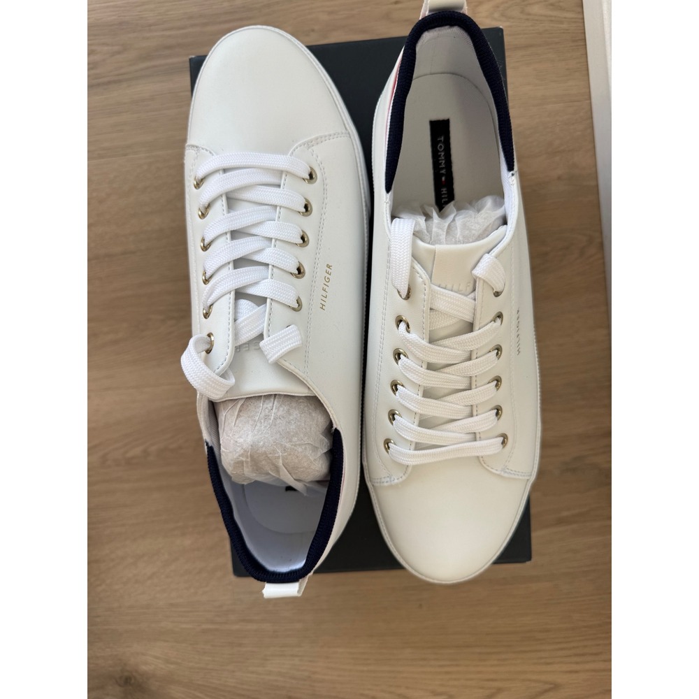 Tommy Hilfiger White Low Top Sneakers TWLOU-MB White Multi LL 9.5M
